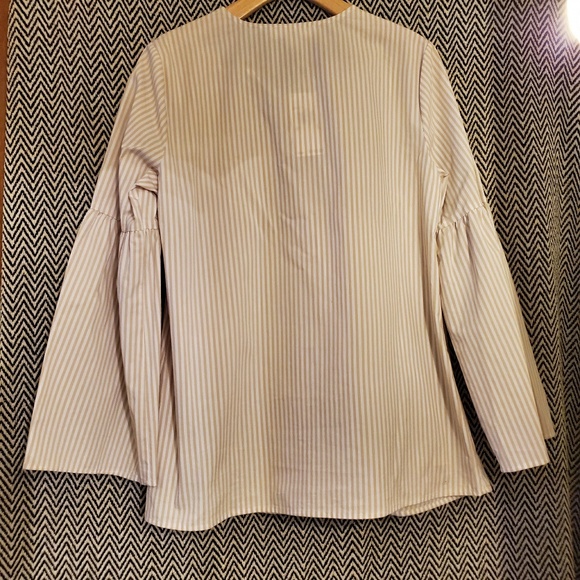 NWT Michael Kors Striped Bell Sleeve Tunic - Picture 4 of 4